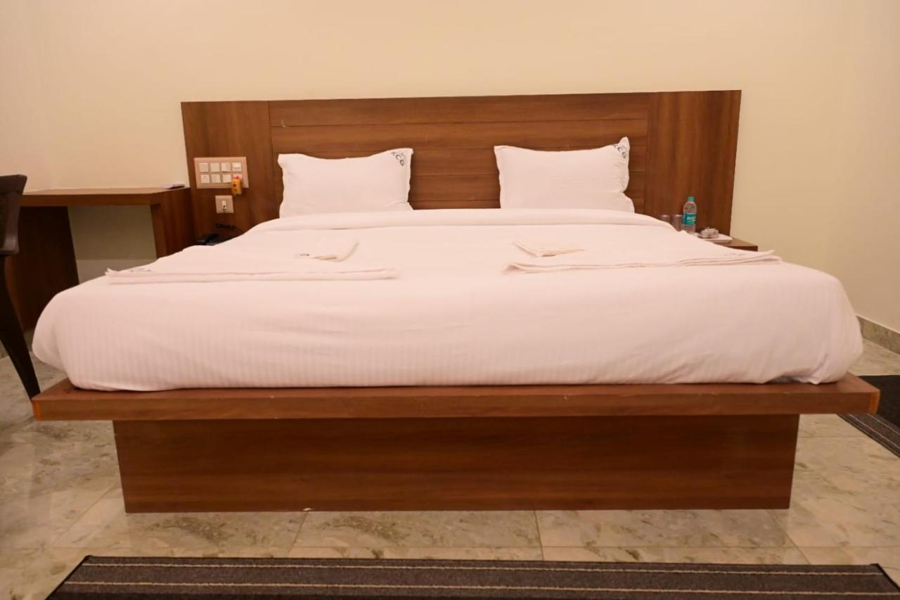 Kcg Residency Hotel Mysore Ngoại thất bức ảnh