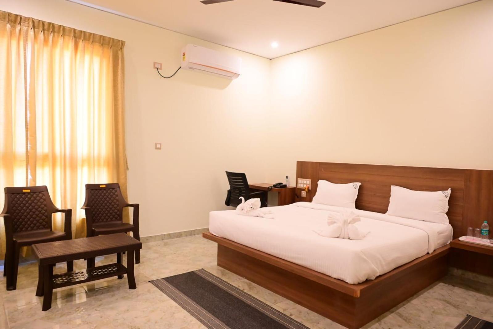 Kcg Residency Hotel Mysore Ngoại thất bức ảnh