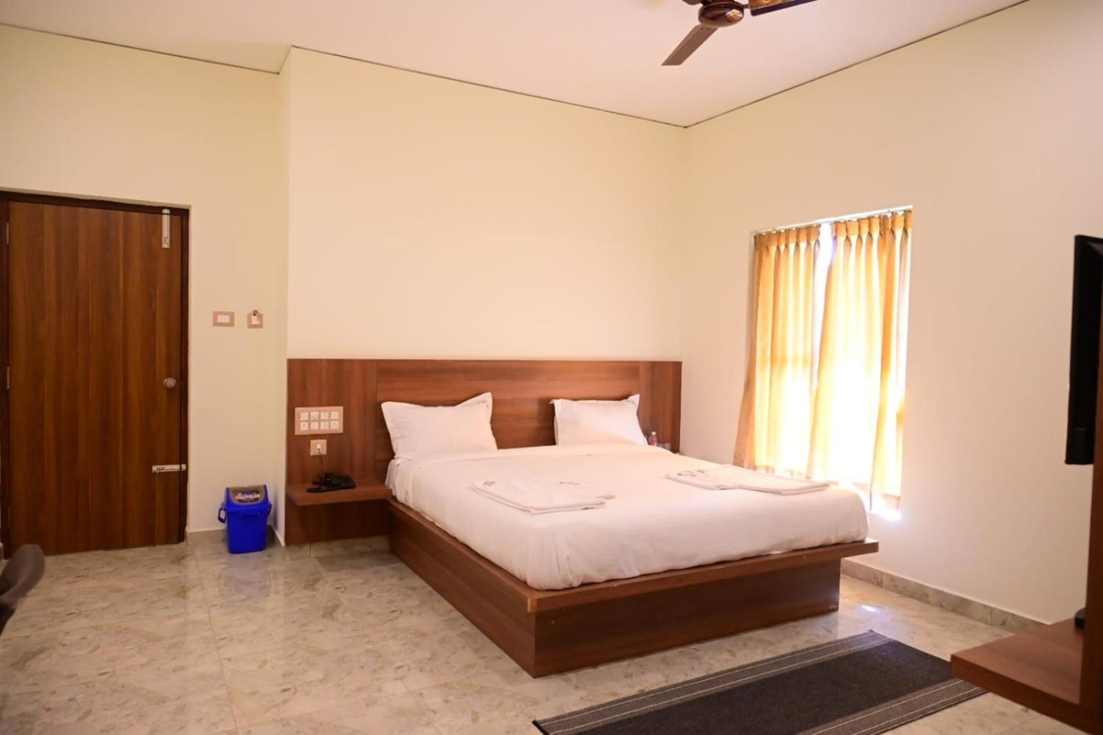 Kcg Residency Hotel Mysore Ngoại thất bức ảnh